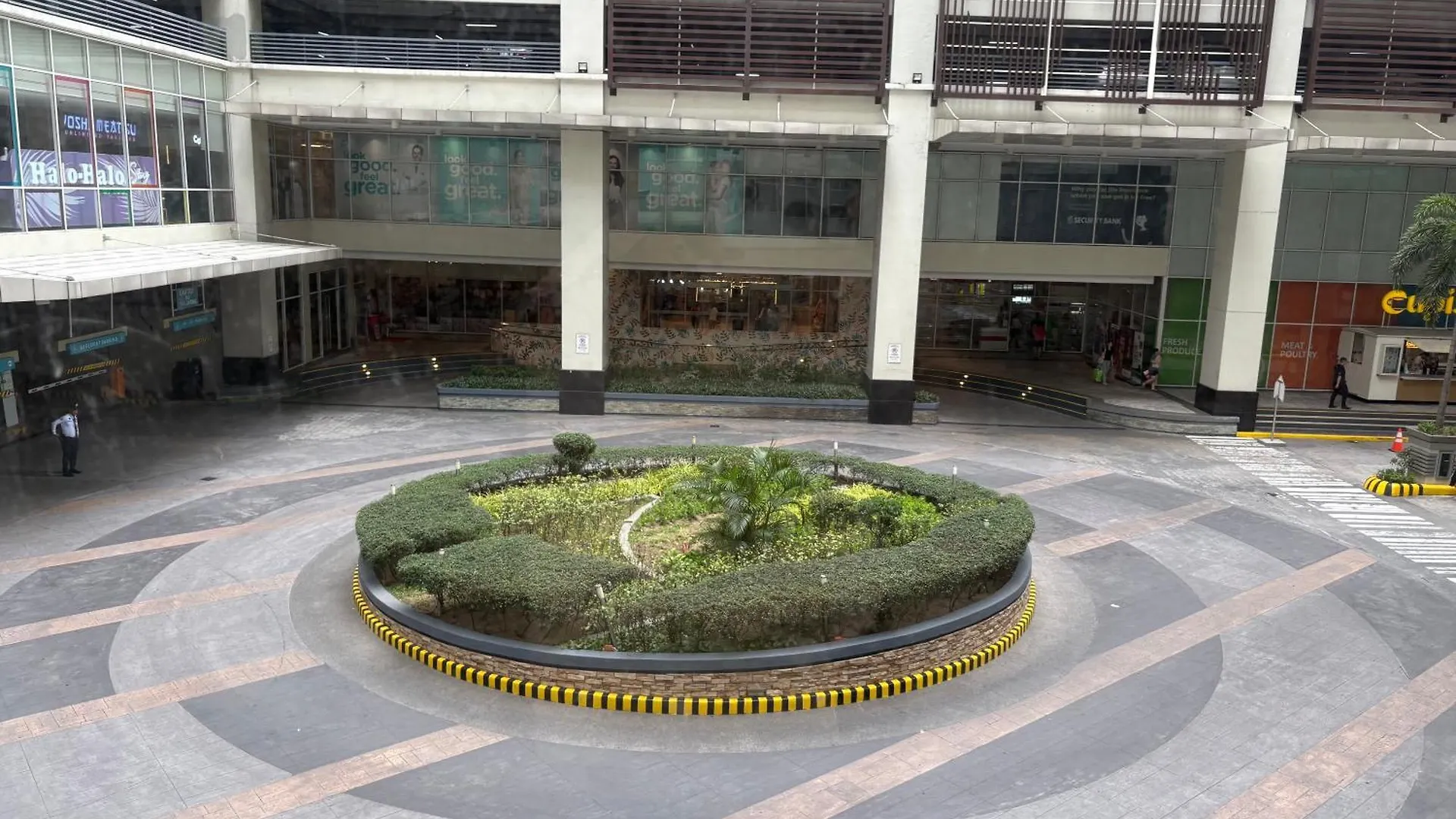 San Lorenzo Place Mall & Residences Tower 3 By Magallanes Mrt Station Makati Manila